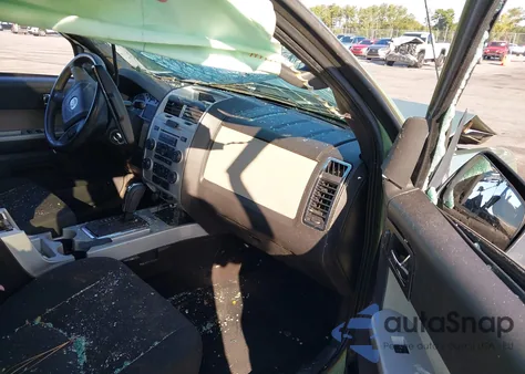 2010 Mercury Mariner z USA, uszkodzony, nr VIN 4M2CN9B77AKJ18284